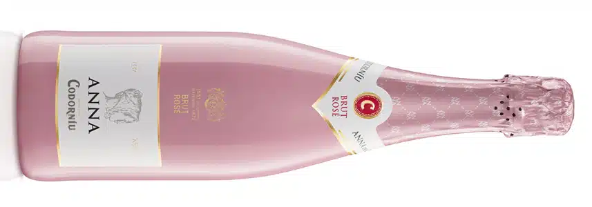 bodega Codorníu lanza el nuevo Anna Brut Rosé D.O, Cava, hostelería, tiendas de vino, variedades Pinot Noir y Chardonnay, viñedos Lleida, crianza mínima de 12 meses en la bodega, maridaje, maridaje gourmet, maridaje gourmet y más