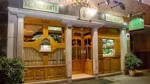 Restaurante Ferreiro, Ernesto Feito, productos de temporada, primera calidad, comer en madrid, salir en Madrid, menu, platos de cuchara, setas, alcachofas, menu degustación, vino, espumosos, sidras, sumiller Raúl Yerga, cocina tradicional, Chupito de Crema de Verduras de Temporada de Otoño, el clásico Bollito Relleno de Chorizo Asturiano, Croquetas de Jamón Ibérico, Potaje de Garbanzos con Albóndigas de Bacalao, Espinacas y Huevo, Arroz Meloso de Boletus Edulis y Langostinos, Lomitos de Bonito Salteados al Ajillo sobre Lecho de Vegetales a la Parrilla y Bilbaína de Piparras, Merluza Rellena de Marisco con Salsa Americana, Jarrete de Ternera Guisado con Corazones de Alcachofas y Setas de Temporada, Tacos de Solomillo de Buey Salteados con Patatas Fritas y Pimientos de Padrón, Torrija, maridaje, maridaje gourmet y mas, maridaje gourmet, señora del carmen, patrona del mar