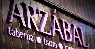 Taberna Arzábal, restaurante, Madrid, setas, cocina tradicional de mercado, Boletus Salteados con yema de corral, Níscalos con patatas Guisadas , Chantarelas salteadas con huevo poché, maridaje, maridaje gourmet, maridaje gourmet y más, salir por Madrid, comer, croquetas de ibérico, sartén de huevos con trufa, alitas de pollo, Iván Morales, Álvaro Castellanos